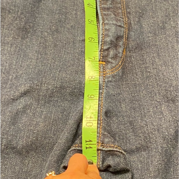 Levi’s Perfect Waist 525 Straight Leg, Women’s size 16 Denim Jeans. - Picture 6 of 8